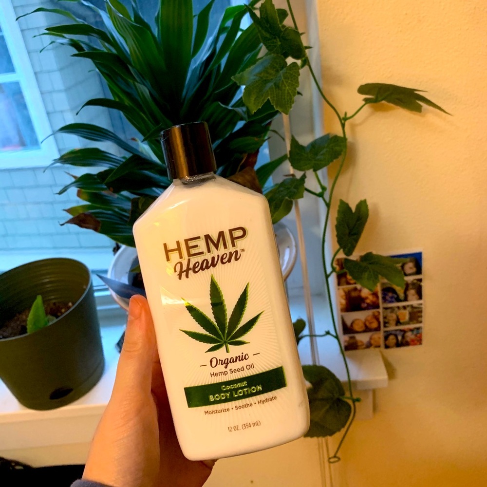 BNWT hemp lotion